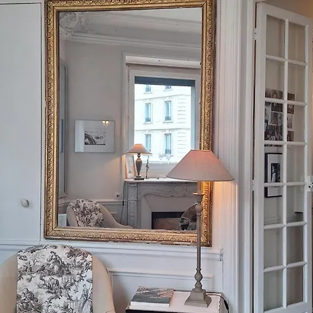 Plein Centre Et Lumineux Apartment Paris